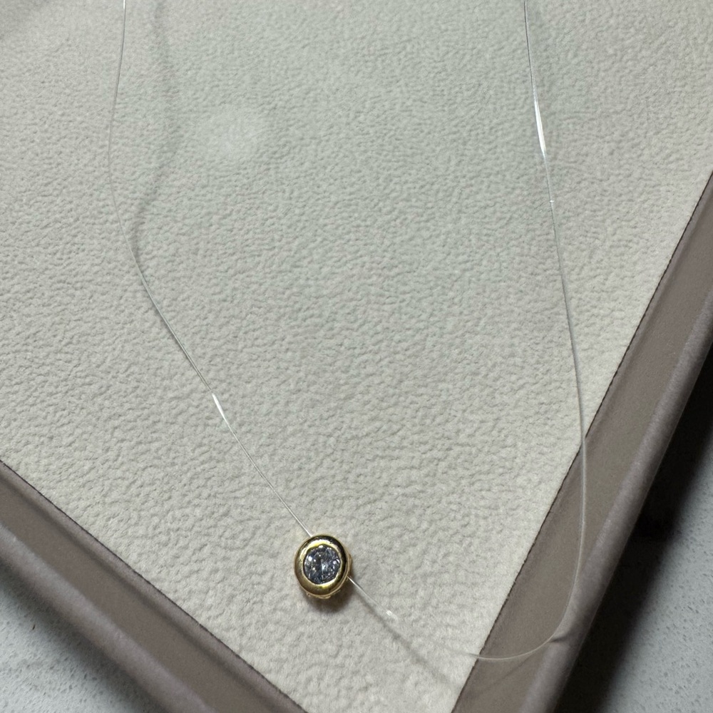 Elegant Gold and Silver Pendant Necklace